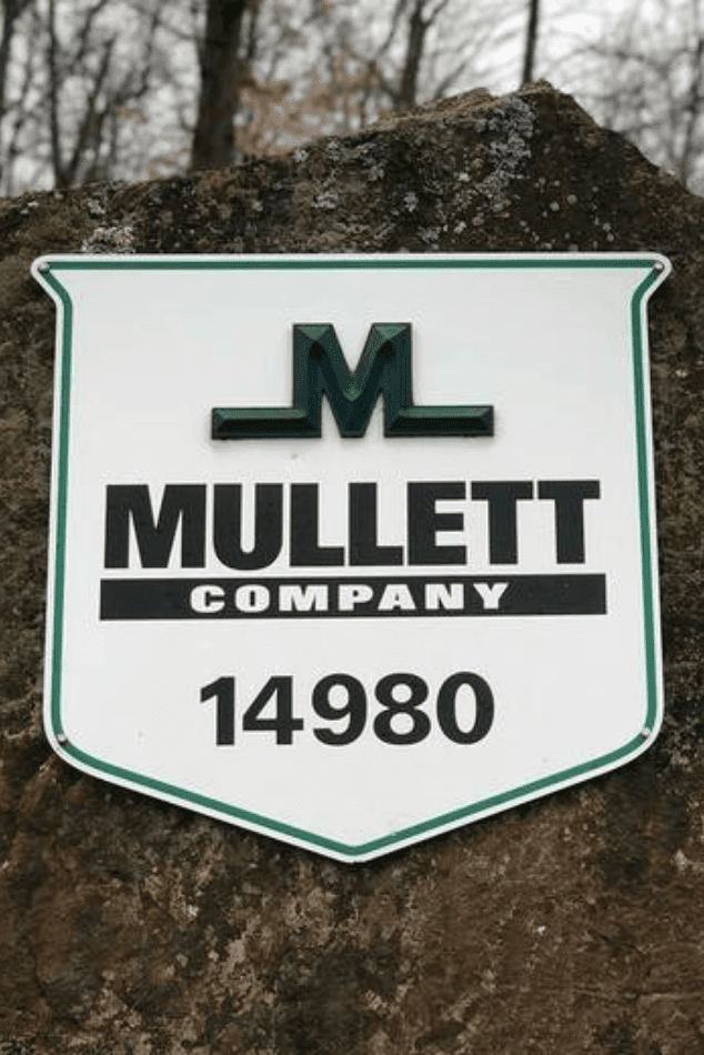 Mullet Company Badge